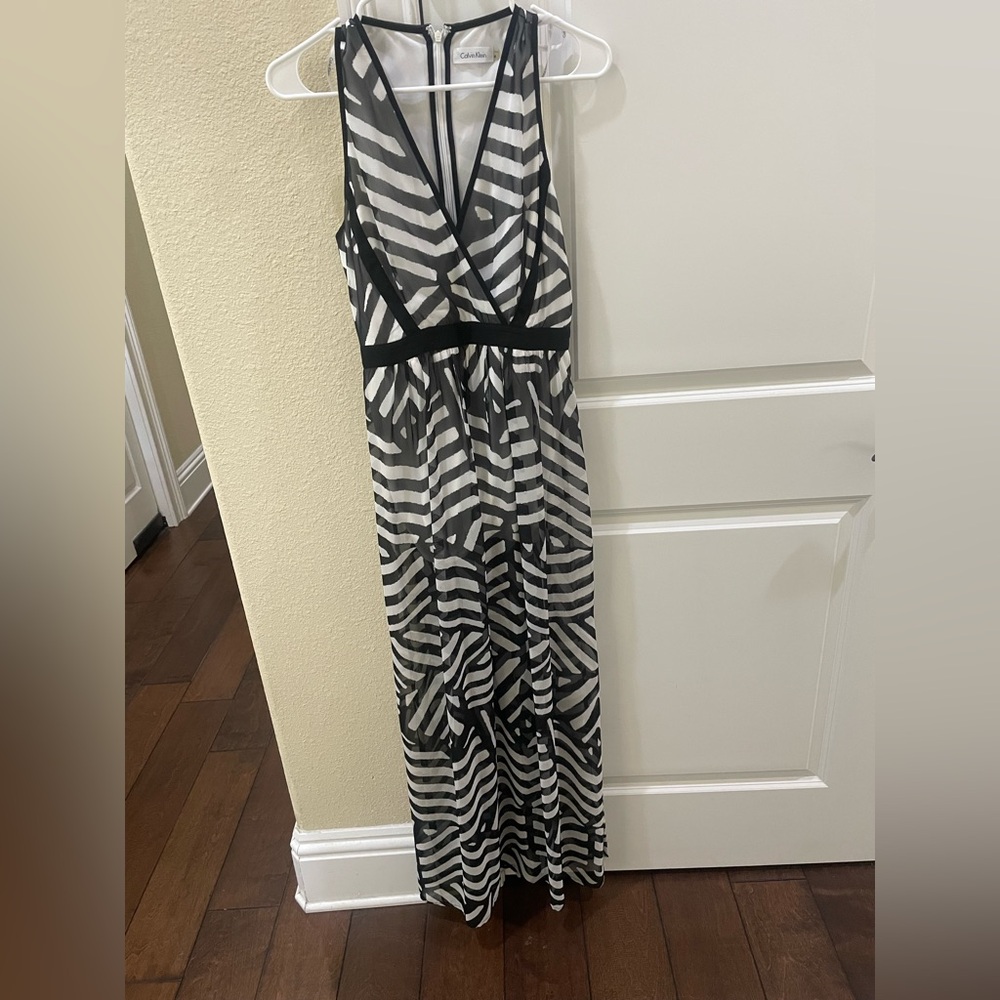 Calvin Klein Monochrome Chevron Maxi Dress